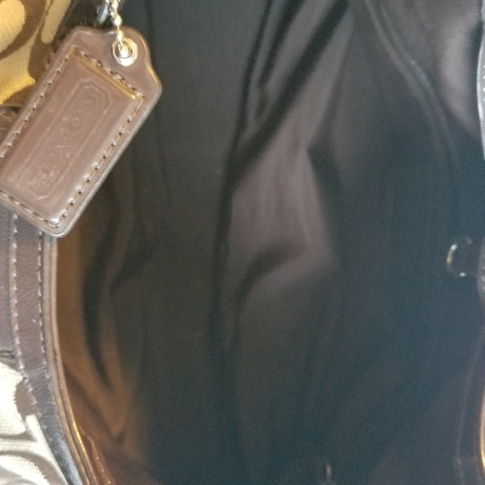 Coach Handbag - Picture 3 of 4